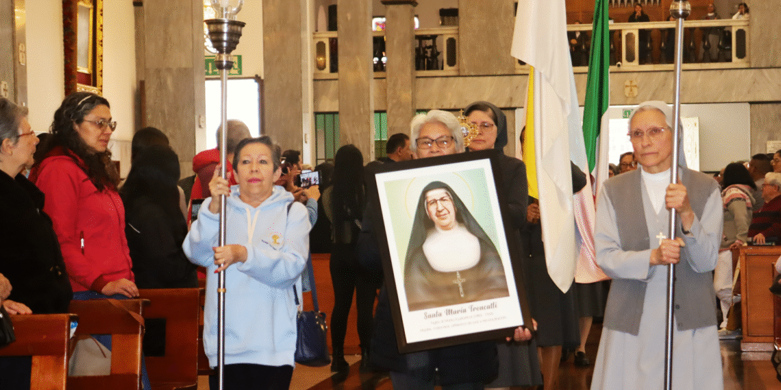La Familia Salesiana de Bogotá celebra con alegría la canonización de Sor María Troncatti
